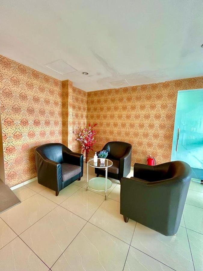 Hotel Zamburger Tengkera Melaka Buitenkant foto