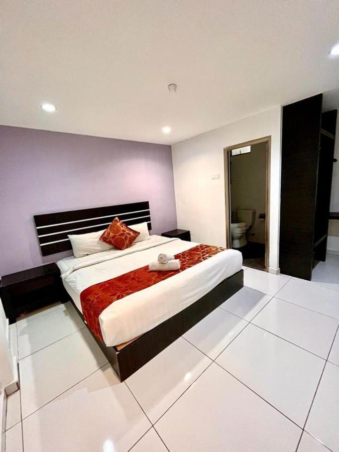 Hotel Zamburger Tengkera Melaka Buitenkant foto